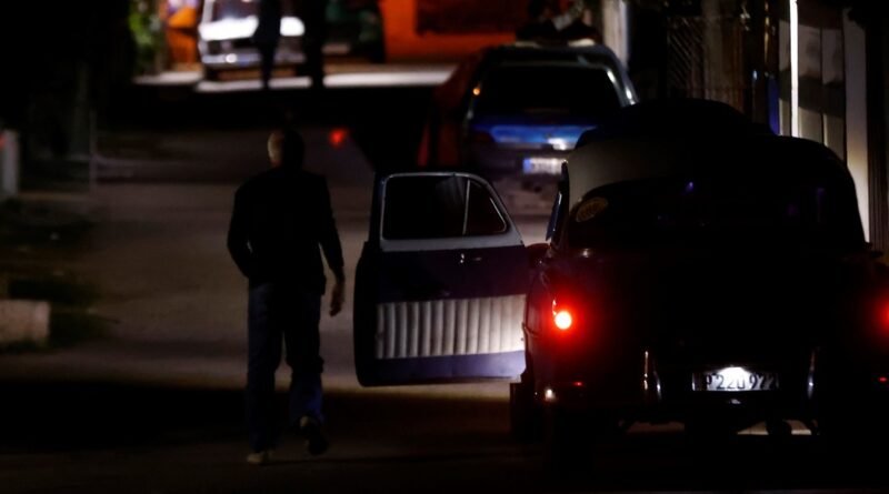 crisis energética en Cuba sin combustible para aviones y apagones masivos